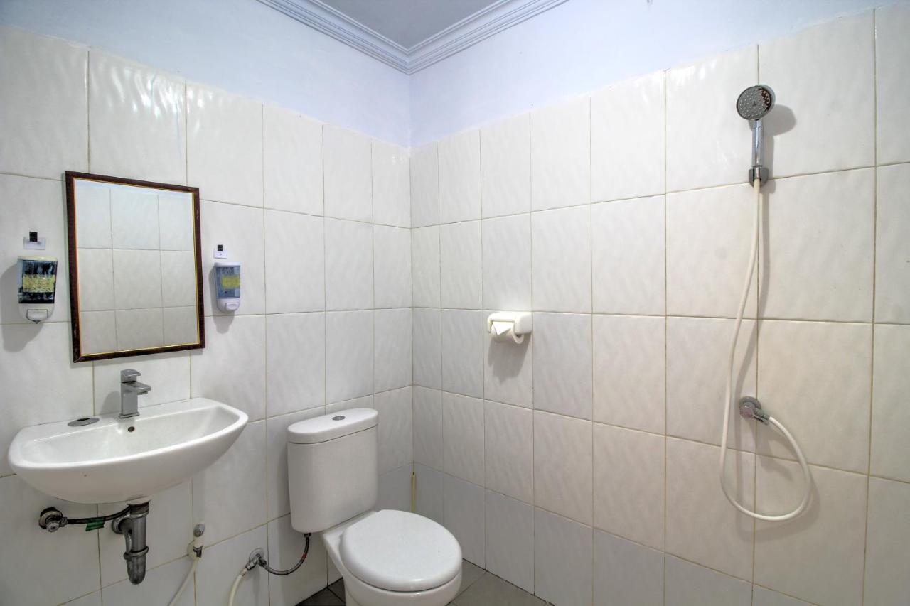 נוסה-למבונגן Kira Homestay מראה חיצוני תמונה
